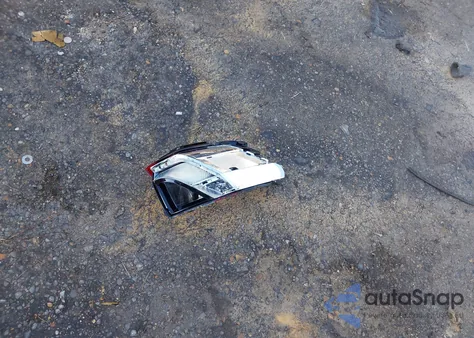 2022 Toyota Rav4 Hybrid Xle Premium z USA, uszkodzony, nr VIN 4T3B6RFV8NU079726